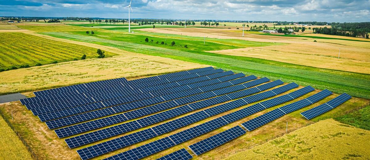 Lipiec rekordowym miesiącem dla fotowoltaiki - wyprodukowano więcej energii niż w całym 2020 roku