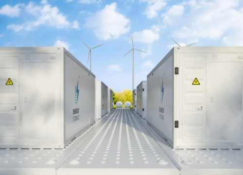 Magazyny energii przyspieszają